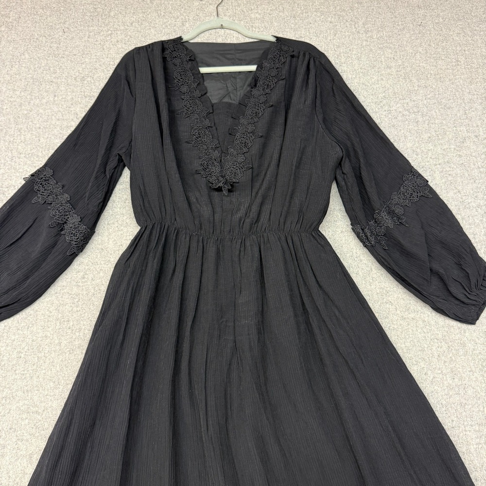 Unbranded | Lace Trim V-Neck Maxi Dress | OS | Black | Boho Balloon Sleeve Crepe